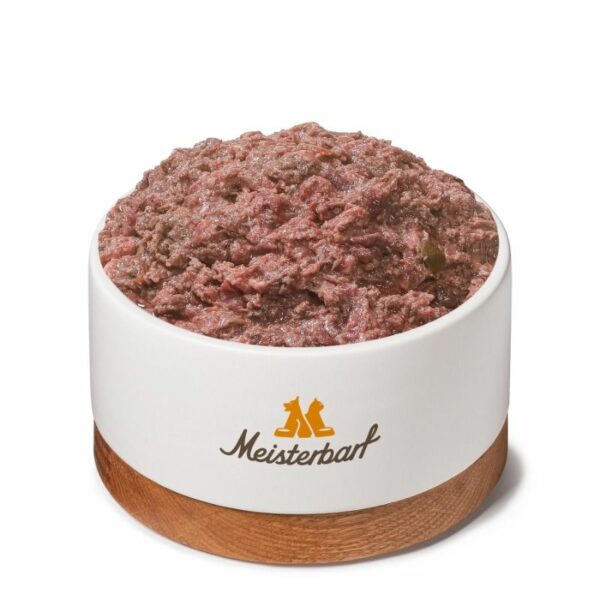 Meisterbarf Fertigbarf Gans gewolft - 500g für Hunde und Katzen - reich an Proteinen und Nährstoffen, ideal für BARF Ernährung. Jetzt bei barf-versand.ch erhältlich.